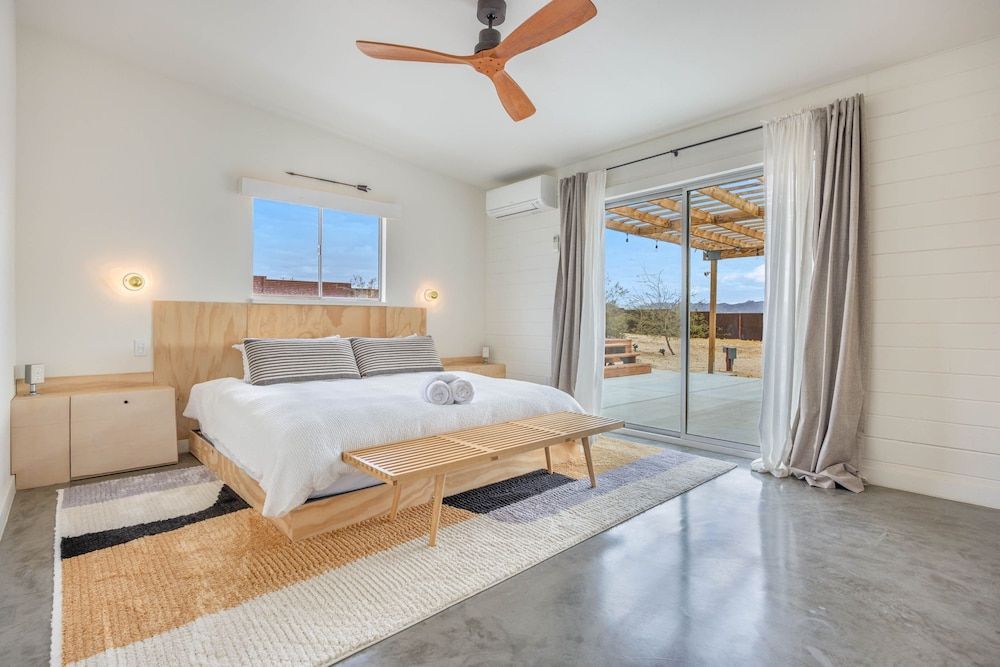 House, 2 Bedrooms