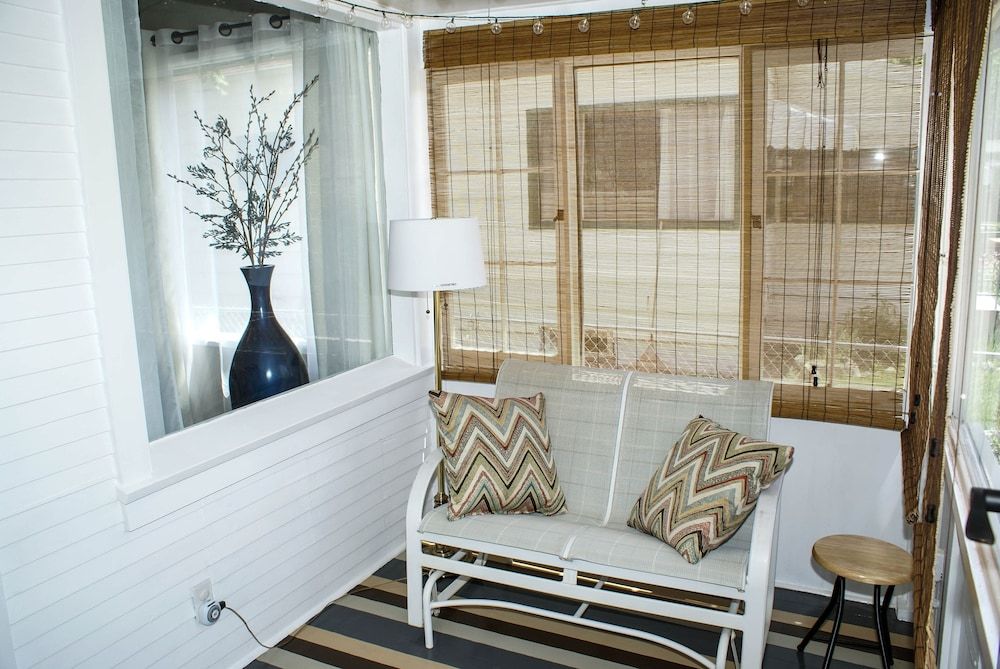 My Home Is Your Home 2 Bedroom Home House, 2 Bedrooms 12