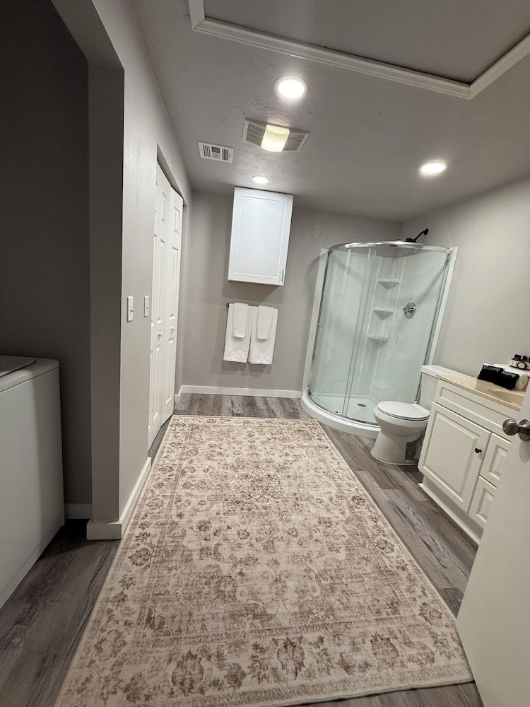 The Judge's Chambers Bungalow 6