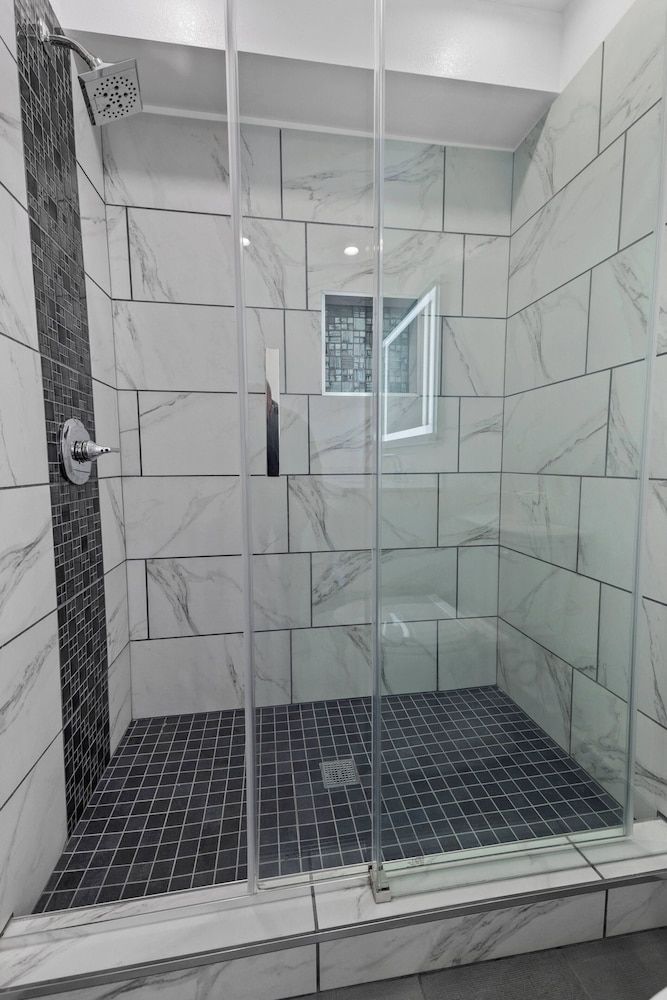 Downey Inn Double Room 9