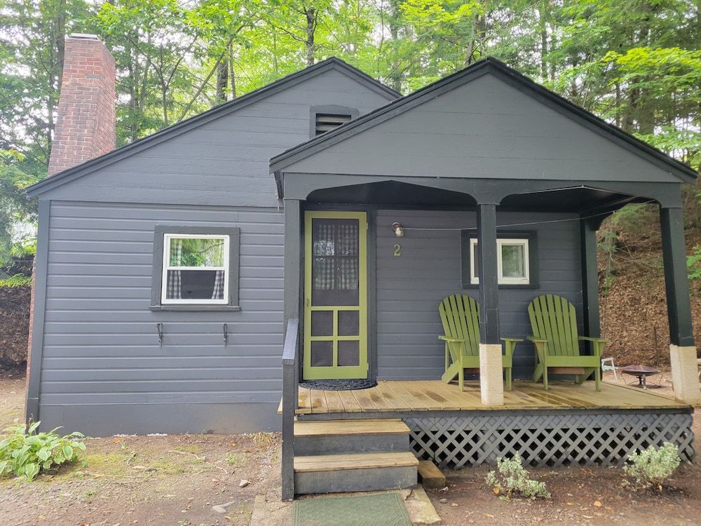 Cabin 2, Patio, Lake View