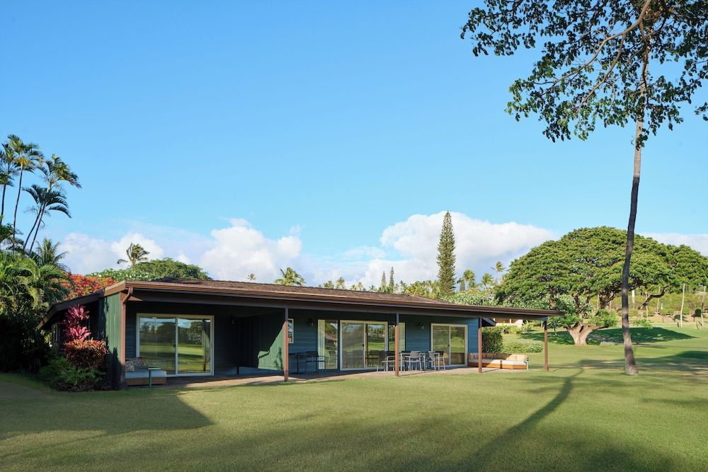 Royal Lahaina Bungalows & Spa Suite, 2 Bedrooms (Royal Bungalow) 11