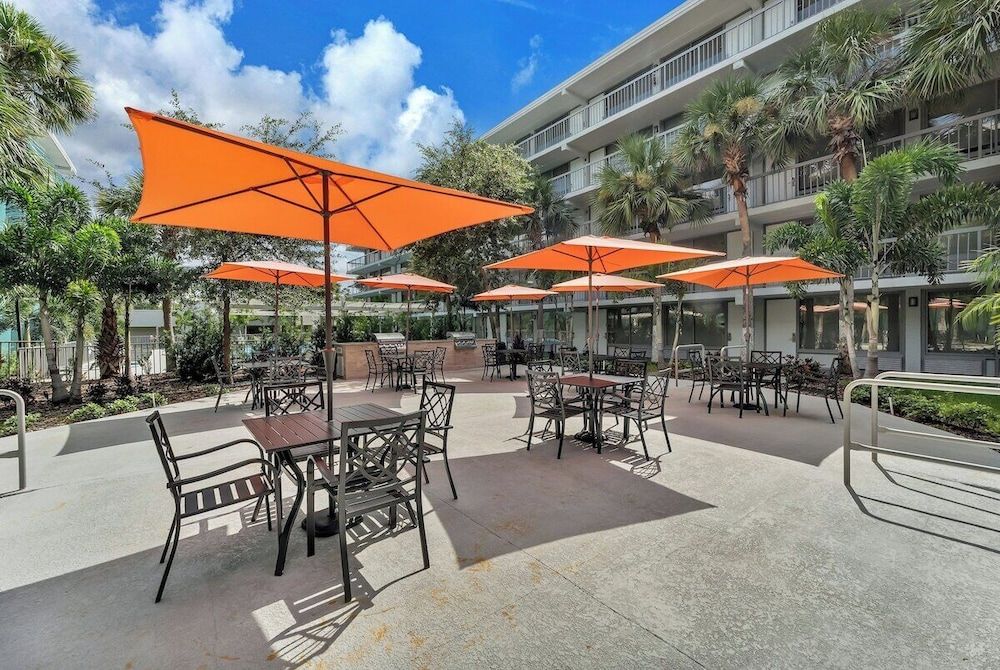 The Irlo Classic Studio, 1 King Bed with Sofa bed, Kitchen 25