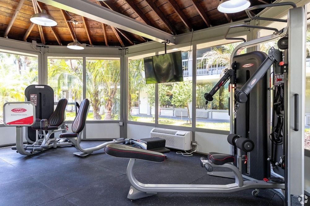 The Irlo Classic Studio, 1 King Bed with Sofa bed, Kitchen 17