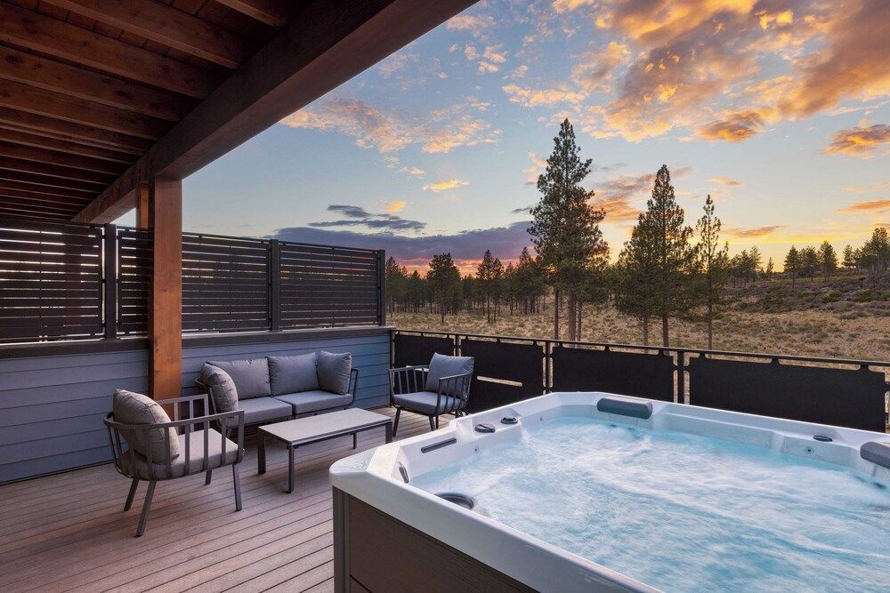 2 Units Minutes to Old Bend Deck + Hot Tub 1216 Skyline Ranch by Avantstay House (5 Bedrooms) 42