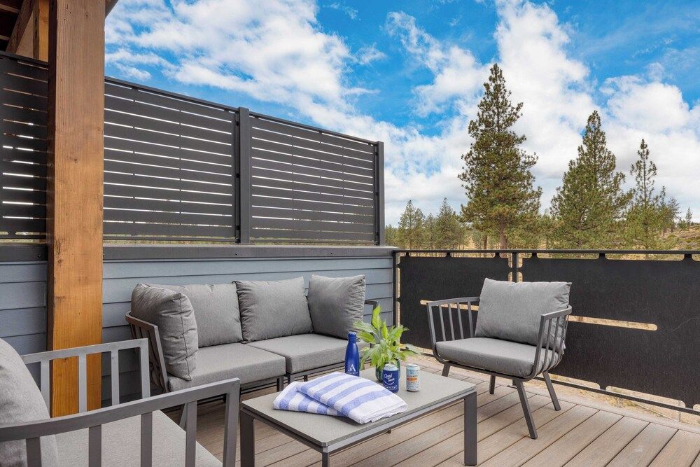 2 Units Minutes to Old Bend Deck + Hot Tub 1216 Skyline Ranch by Avantstay House (5 Bedrooms) 38