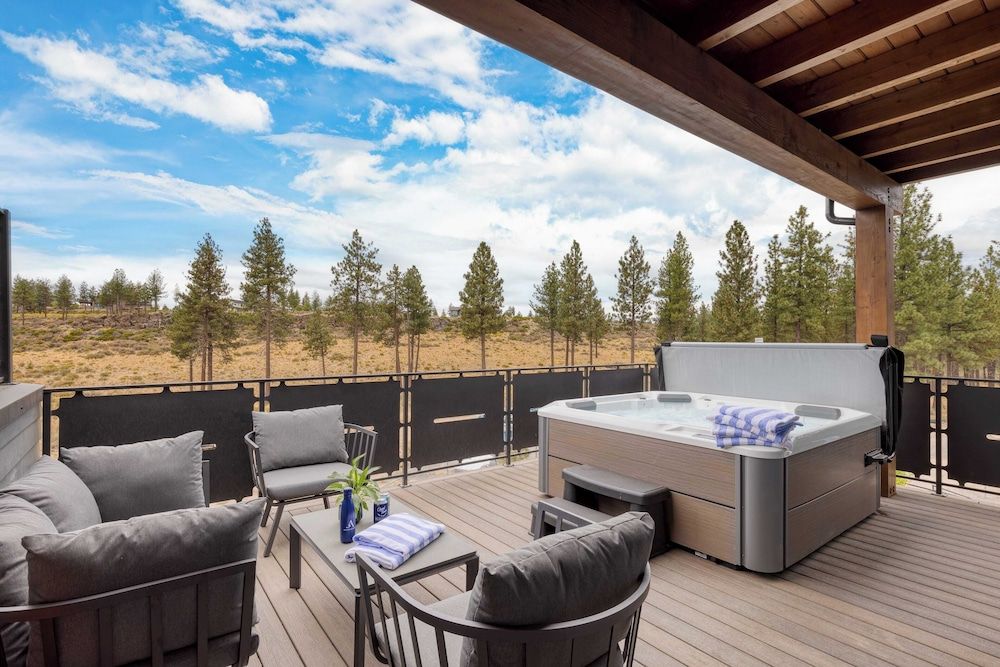 2 Units Minutes to Old Bend Deck + Hot Tub 1216 Skyline Ranch by Avantstay House (5 Bedrooms) 41