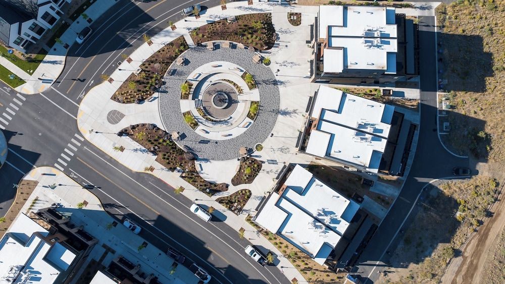 2 Units Minutes to Old Bend Deck + Hot Tub 1216 Skyline Ranch by Avantstay House (5 Bedrooms) 57