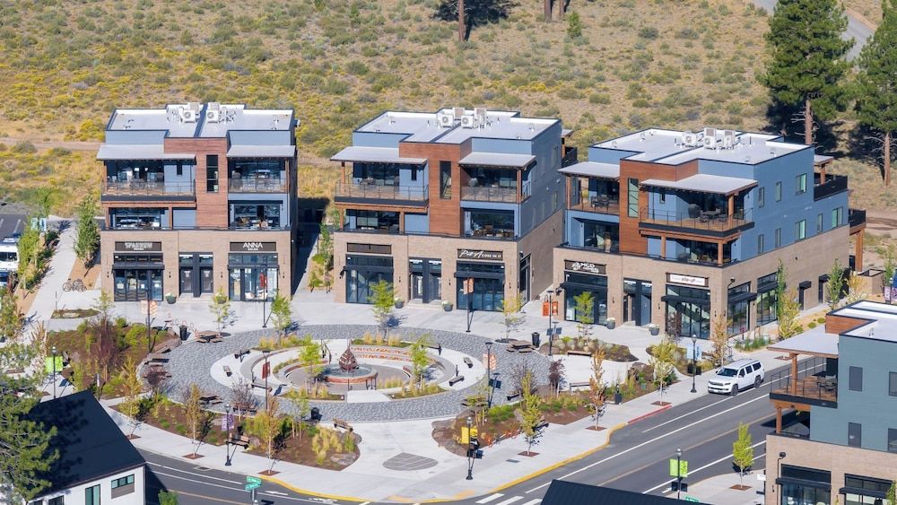 2 Units Minutes to Old Bend Deck + Hot Tub 1216 Skyline Ranch by Avantstay House (5 Bedrooms) 56