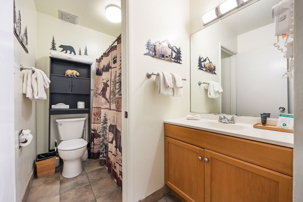 223 Bldg B Condo Studio 7