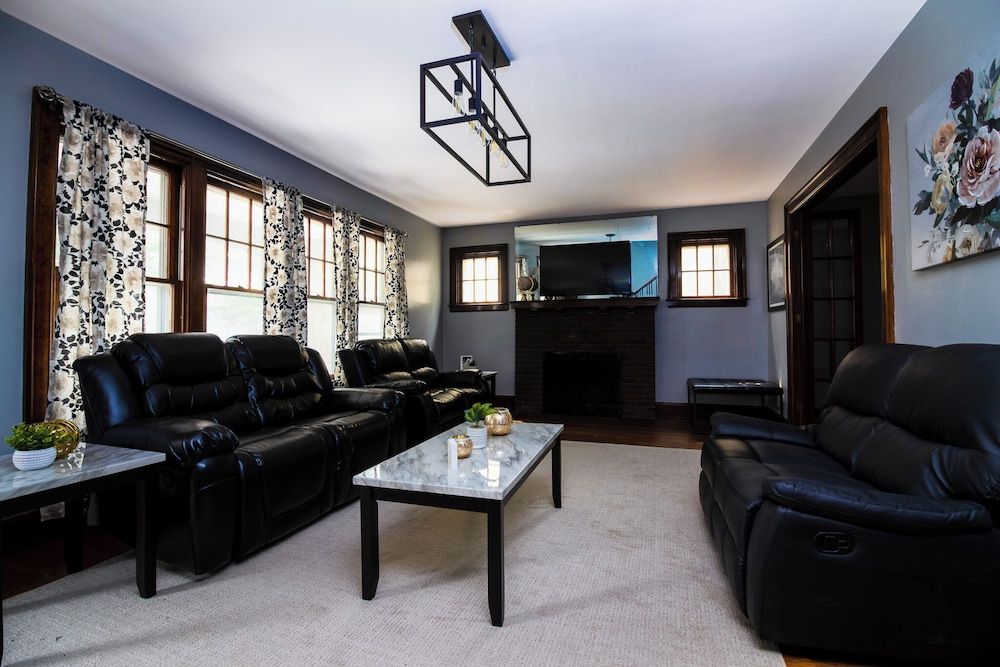 5Br, 1.5 Ba Close To Niagara Falls State Park House 29