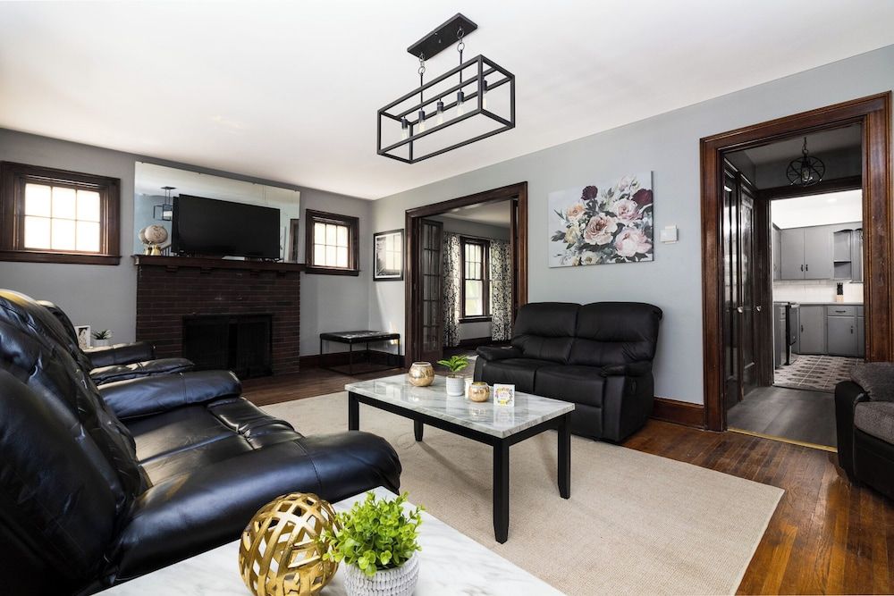 5Br, 1.5 Ba Close To Niagara Falls State Park House 23