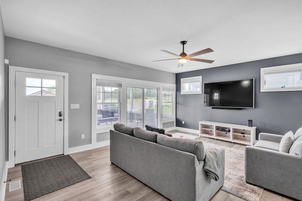 Pet-friendly Getaway With Golf & Private Patio Retreat 4 Bedroom Home House, 4 Bedrooms 21