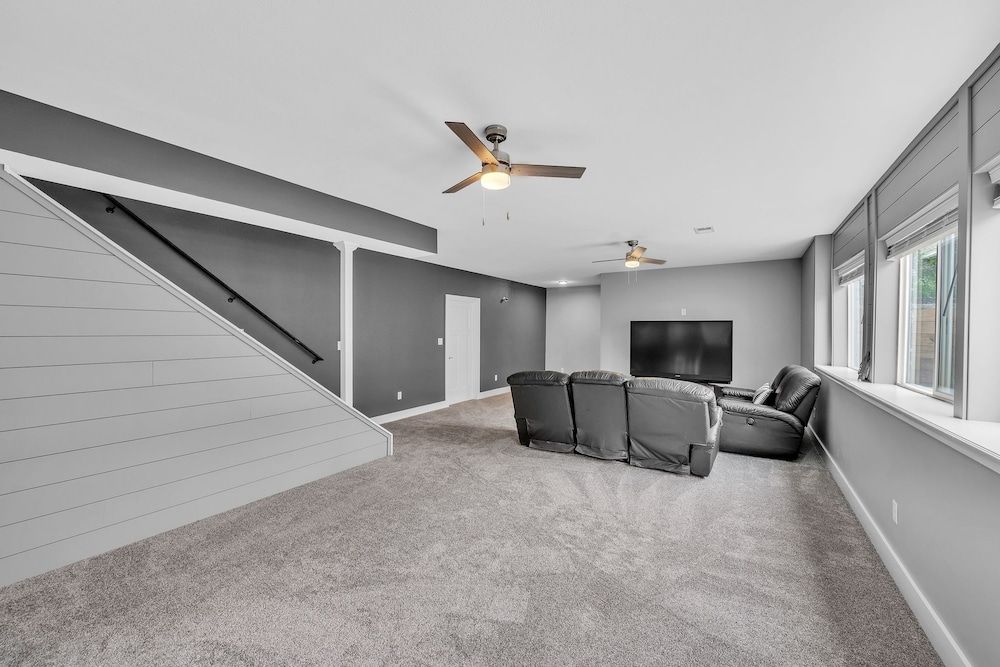 Pet-friendly Getaway With Golf & Private Patio Retreat 4 Bedroom Home House, 4 Bedrooms 35