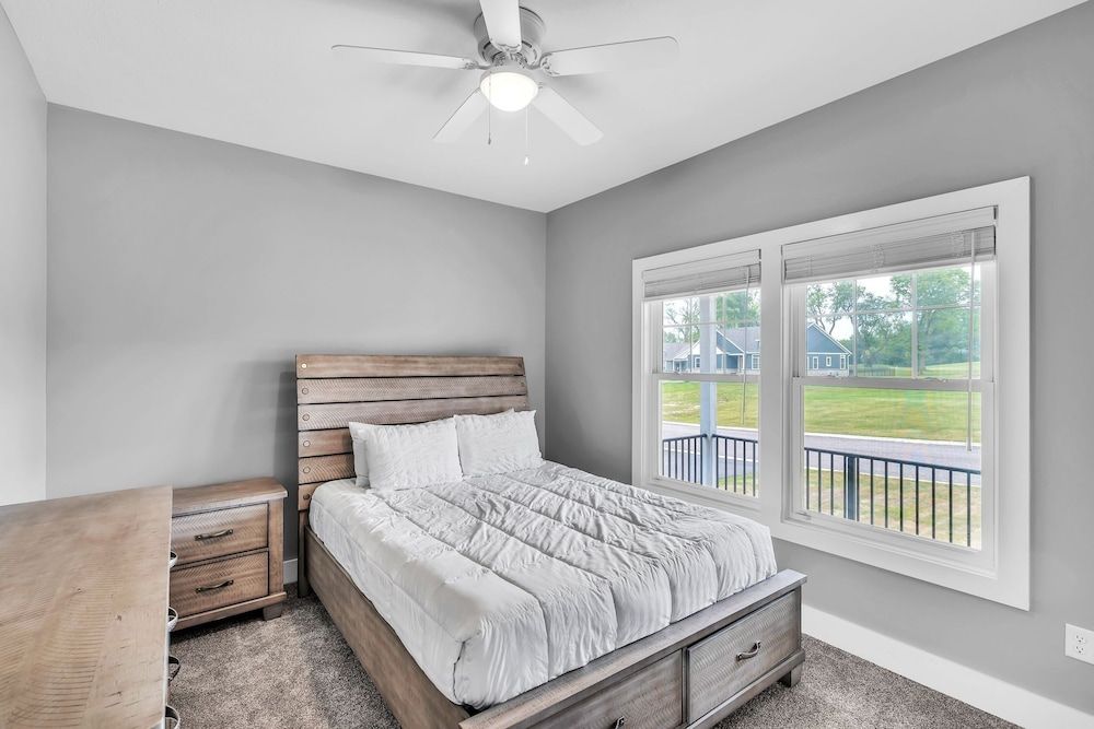 Pet-friendly Getaway With Golf & Private Patio Retreat 4 Bedroom Home House, 4 Bedrooms 3