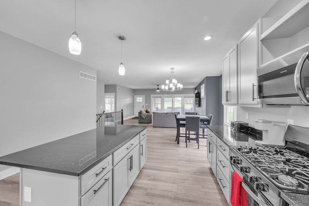 Pet-friendly Getaway With Golf & Private Patio Retreat 4 Bedroom Home House, 4 Bedrooms 19