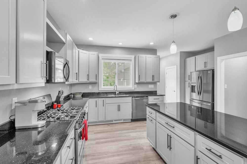 Pet-friendly Getaway With Golf & Private Patio Retreat 4 Bedroom Home House, 4 Bedrooms 18