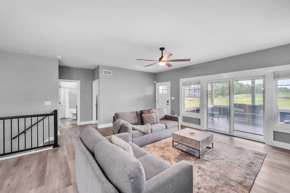 Pet-friendly Getaway With Golf & Private Patio Retreat 4 Bedroom Home House, 4 Bedrooms 24