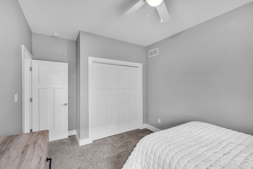 Pet-friendly Getaway With Golf & Private Patio Retreat 4 Bedroom Home House, 4 Bedrooms 12