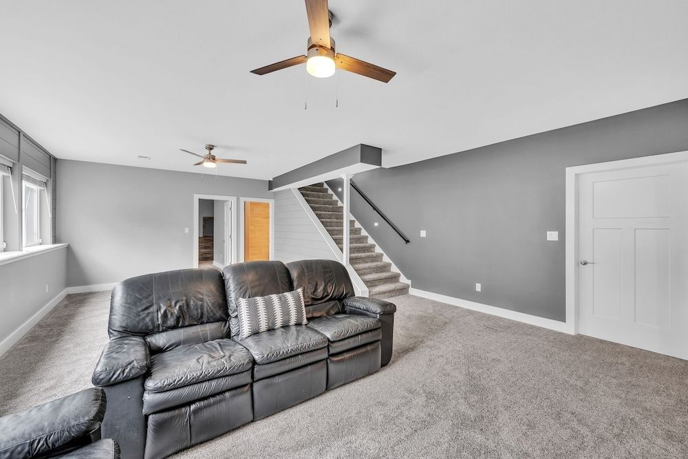 Pet-friendly Getaway With Golf & Private Patio Retreat 4 Bedroom Home House, 4 Bedrooms 28