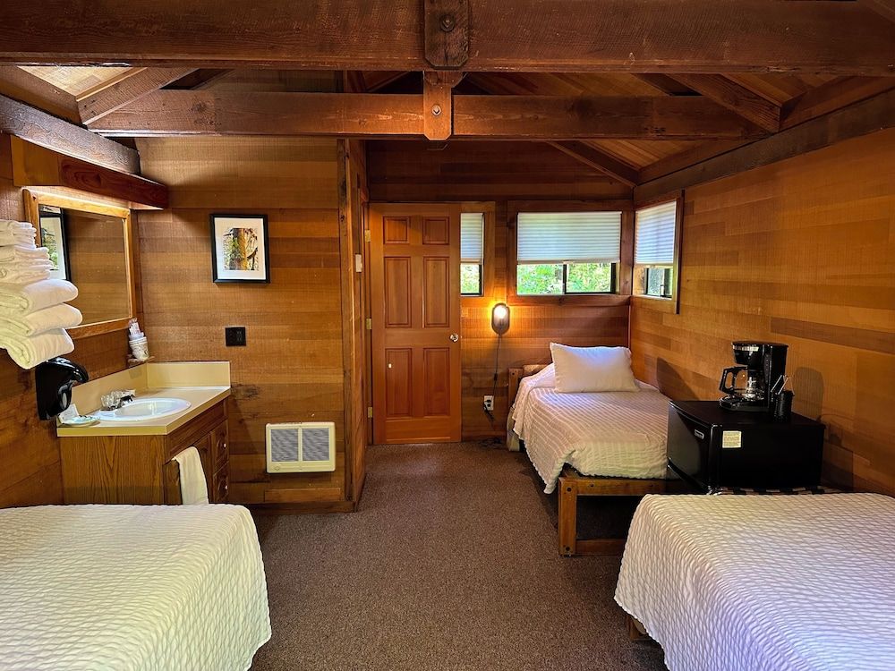 Smith Creek Village Tiny Cabin, Non Smoking 3