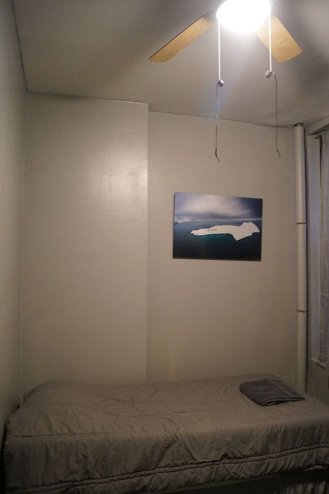 Basic Room, Courtyard View - 7