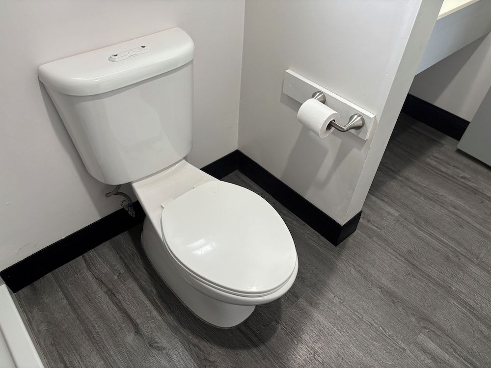 6 Rivers Motel Room, 1 Queen Bed, Non Smoking 3