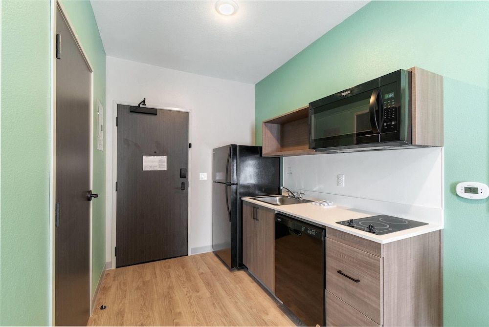 ECHO Suites Extended Stay by Wyndham Houston Katy West Suite, 1 Queen Bed, Non Smoking 8