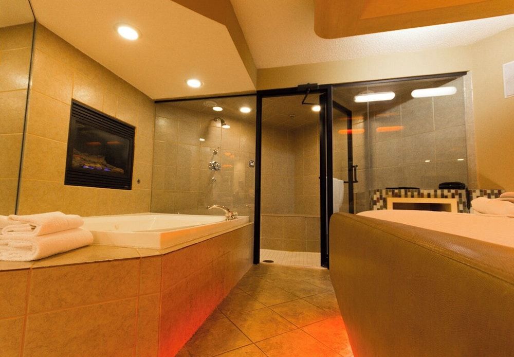 Essence Suites Essence Suites 2