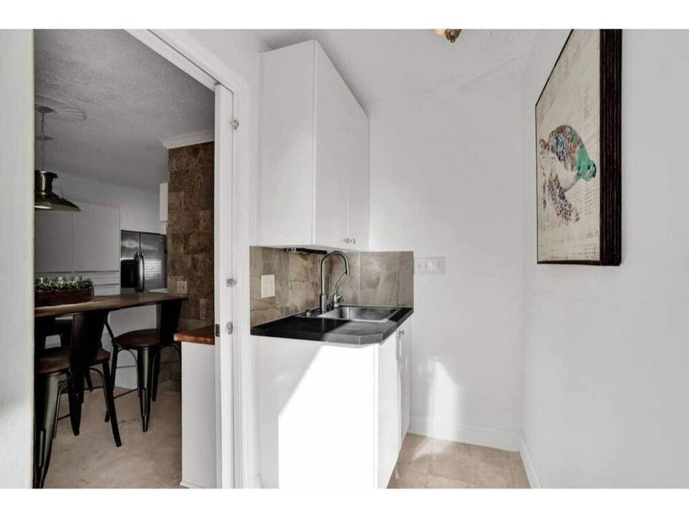 Waves by Stay Hospitality Classic Double Room, Beach View (Waves 1) 10