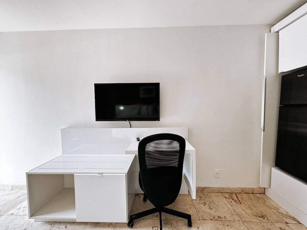 Waves by Stay Hospitality Classic Studio, Beach View (Waves 5) 5