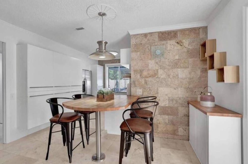 Waves by Stay Hospitality Classic Double Room, Beach View (Waves 1) 16