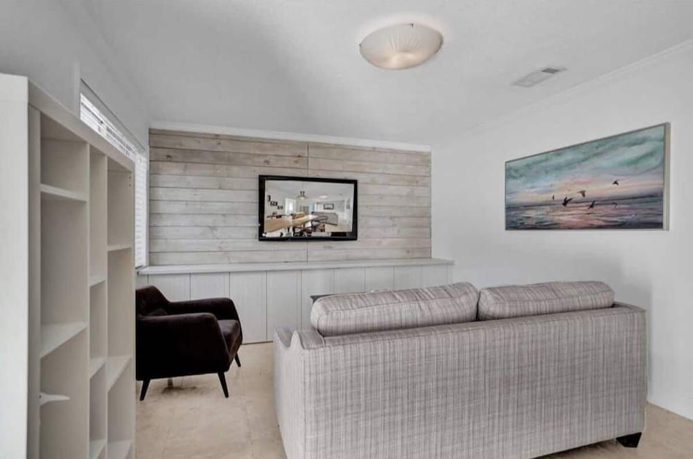 Waves by Stay Hospitality Classic Double Room, Beach View (Waves 1) 13