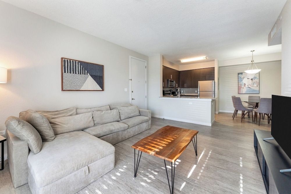 Daytona 2BR Getaway Parking Family & Pet-friendly Apartment (2 Bedrooms) 46