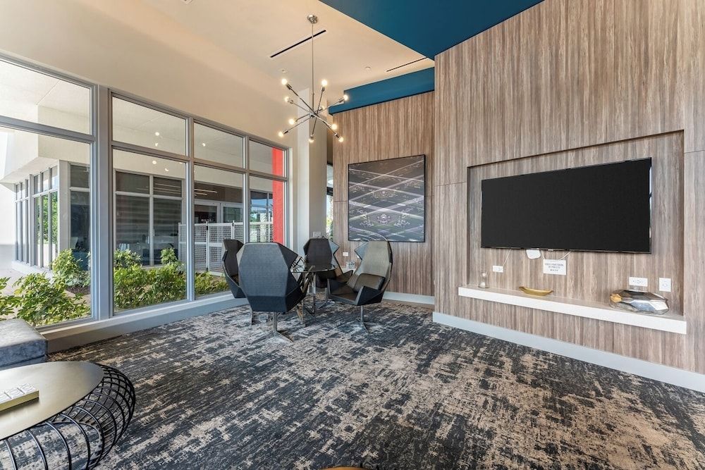 Daytona 2BR Getaway Parking Family & Pet-friendly Apartment (2 Bedrooms) 31