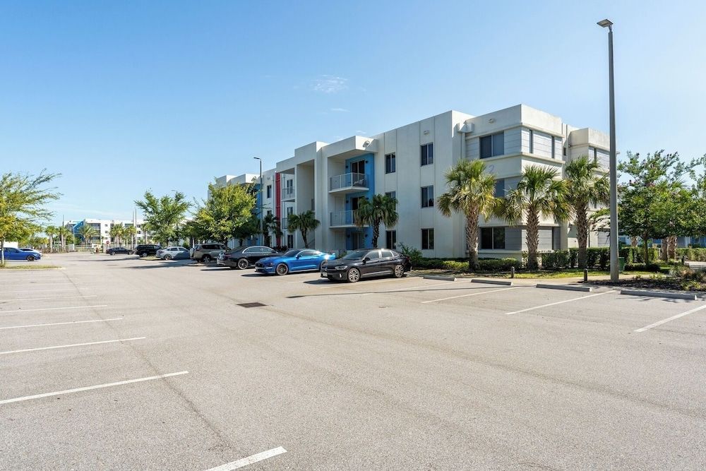 Daytona 2BR Getaway Parking Family & Pet-friendly Apartment (2 Bedrooms) 43