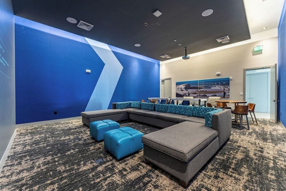 Daytona 2BR Getaway Parking Family & Pet-friendly Apartment (2 Bedrooms) 25