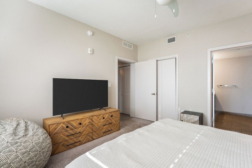 Daytona 2BR Getaway Parking Family & Pet-friendly Apartment (2 Bedrooms) 60