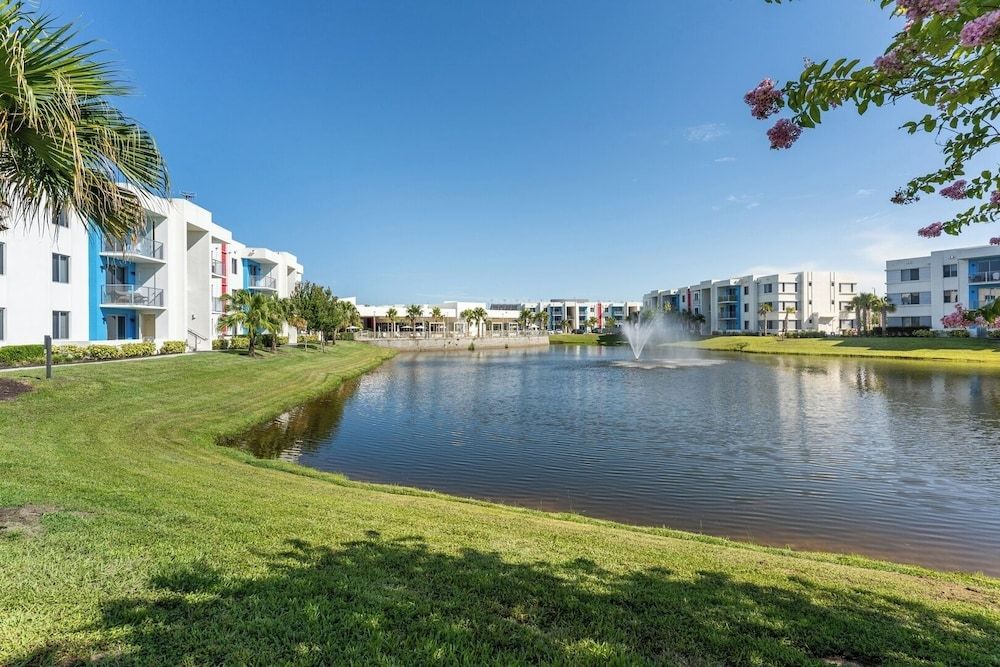 Daytona 2BR Getaway Parking Family & Pet-friendly Apartment (2 Bedrooms) 41