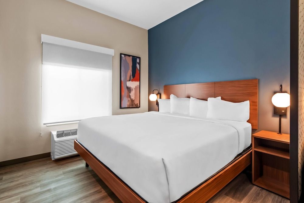 Standard Room, 1 King Bed, Non Smoking