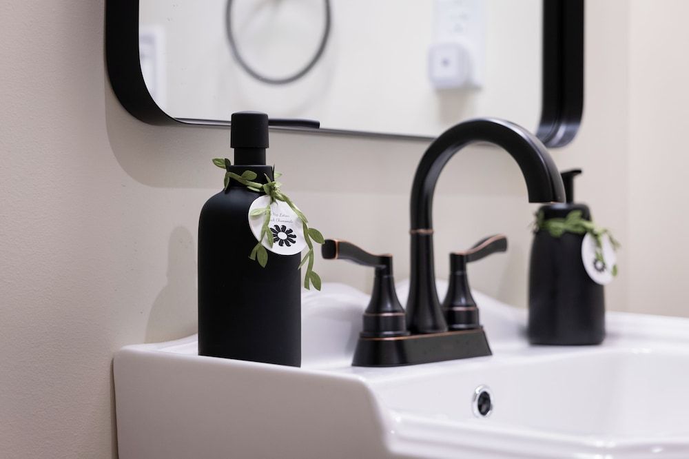 The Tanglewood Comfort Quadruple Room 7