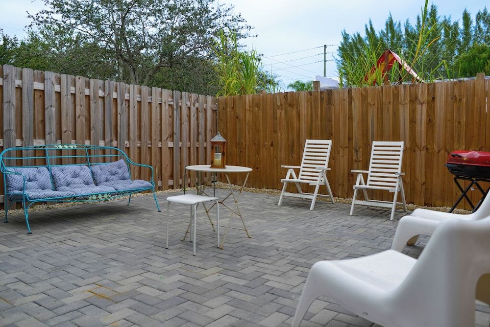 Prime Townhouses Near Design District Family Townhome, 3 Bedrooms, Patio 16