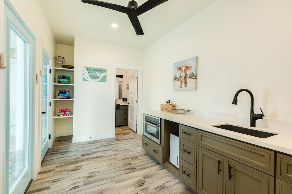 Hidden Paradise House, Multiple Beds, Pool Access, Pool View (Hidden Paradise) 30