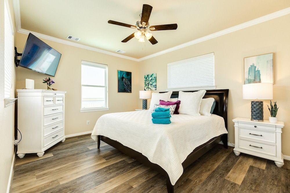 Twin Palms Paradise House, Multiple Beds, Balcony, Ocean View (Twin Palms Paradise) 2