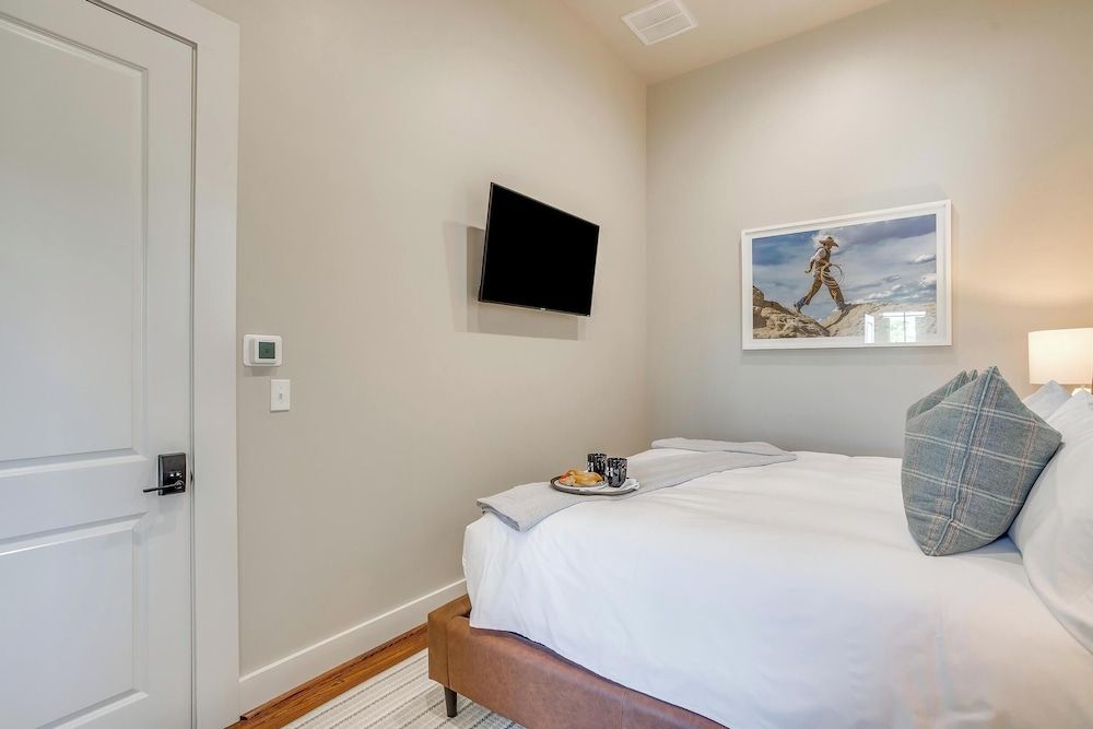 Nutt House Hotel Deluxe Room, 1 King Bed, Non Smoking (2) 3