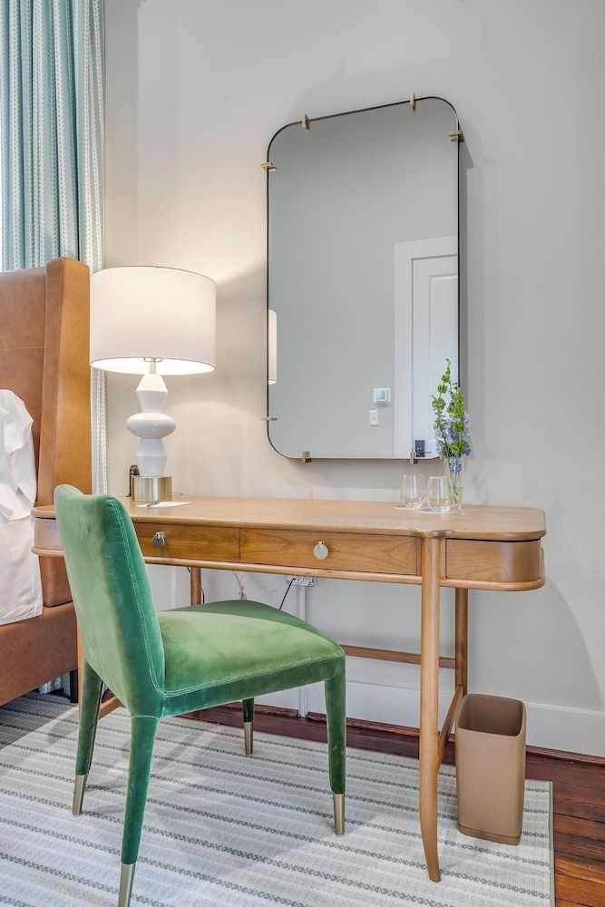 Nutt House Hotel Deluxe Room, 1 King Bed, Non Smoking (2) 6