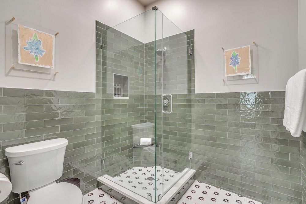 Nutt House Hotel Deluxe Room, 1 King Bed, Non Smoking (1) 9