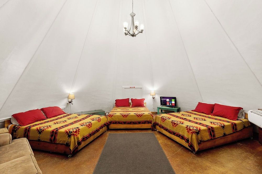Tipis on the Guadalupe Classic Cabin, Multiple Beds, Private Bathroom 2