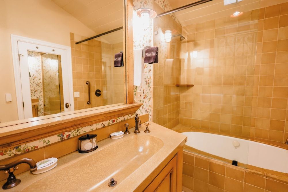 the cottages of napa valley Luxury Single Room, Courtyard View 9