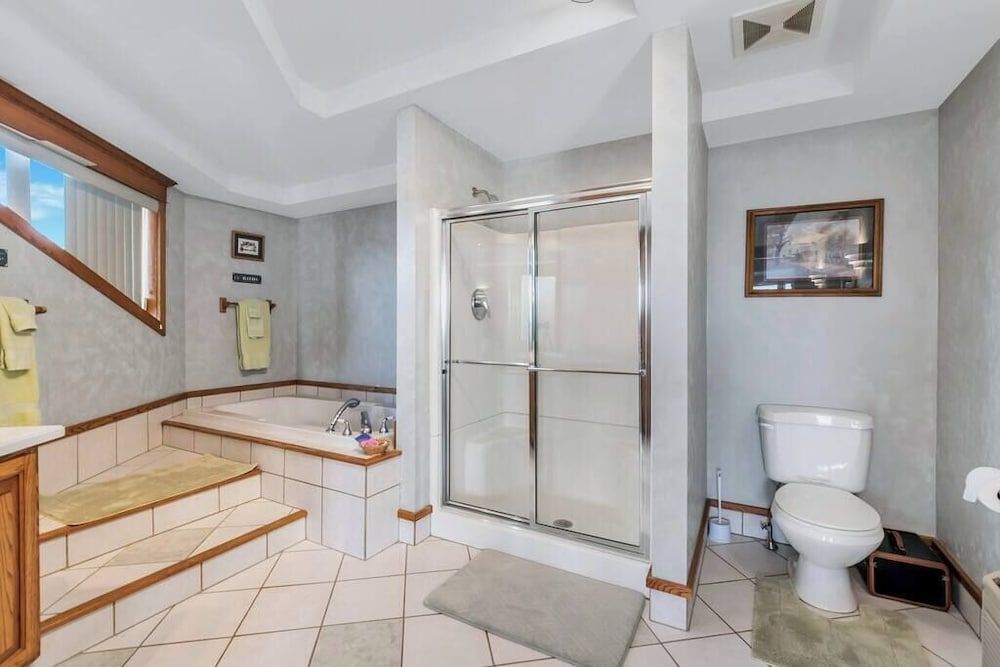 Red Barn Village Apartments Comfort Apartment, 1 Queen Bed, Non Smoking, Air conditioning 7